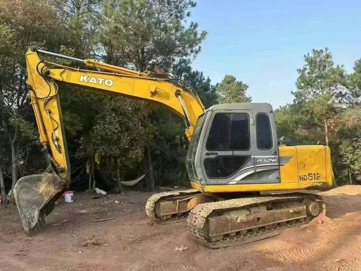 Kato 512R Excavator